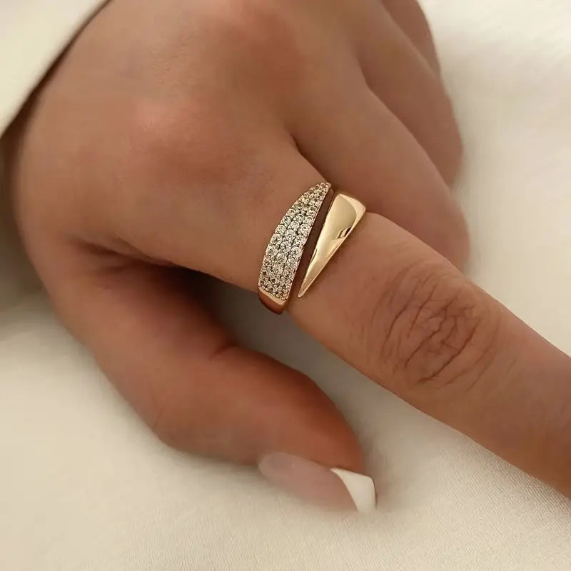 LUMIÈRE | ELEGANTE GOUDEN RING MET FONKELSTENEN (1+1 GRATIS)