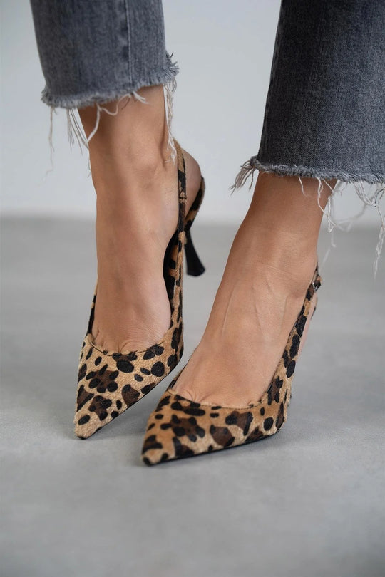 CLARA | LUIPAARD PUMPS MET ELEGANTE PUNT